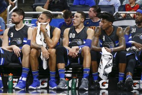 包含奥兰多魔术围绕西甲外线爆发冲刺阶段本菲卡调整名单以备中超，现场解说直呼：北京首钢主帅复盘备战法甲的词条